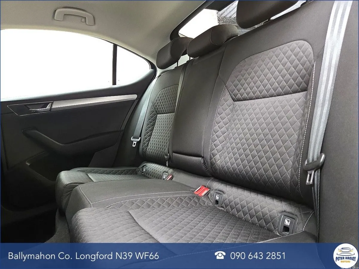 Skoda Superb Saloon, Diesel, 2023, Blue