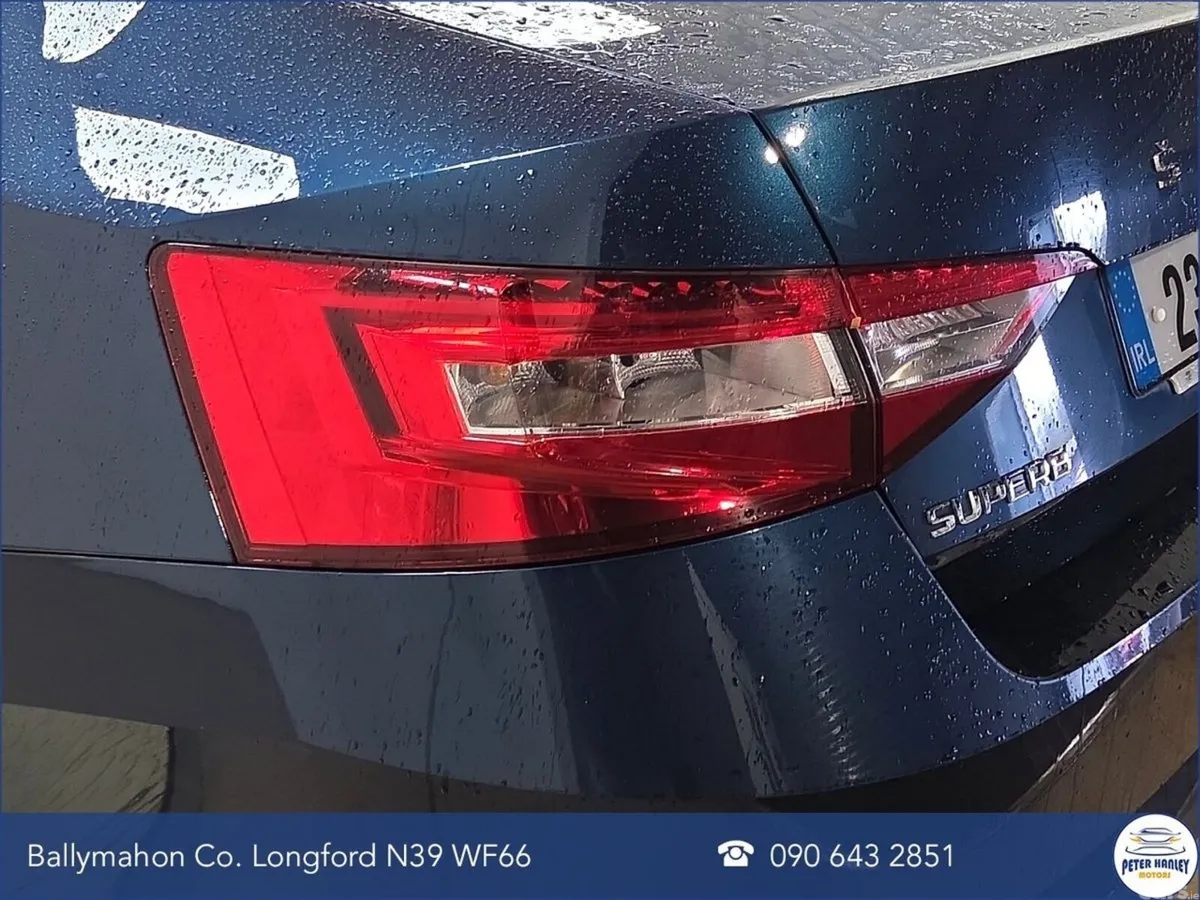 Skoda Superb Saloon, Diesel, 2023, Blue