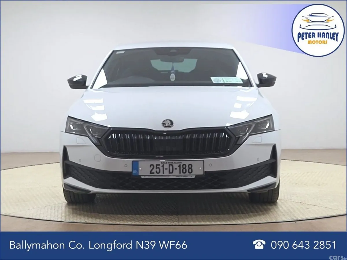 Skoda Octavia Saloon, Diesel, 2025, White