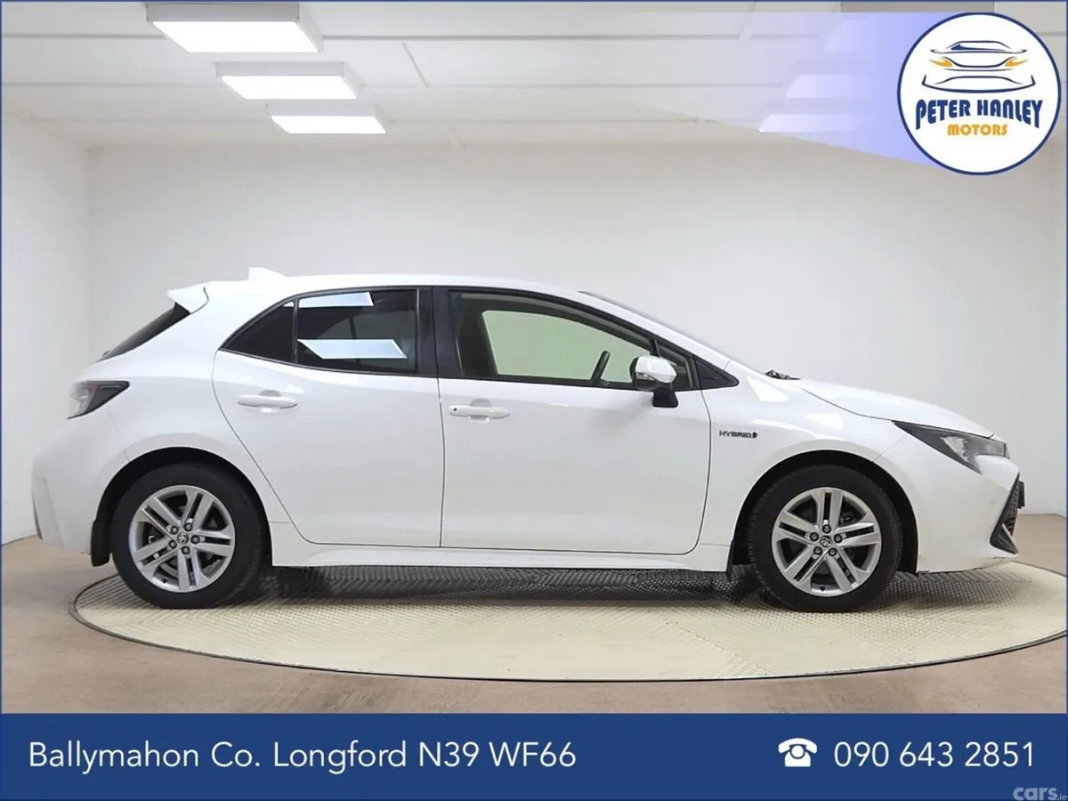 Toyota Corolla Hatchback, Petrol Hybrid, 2022, White
