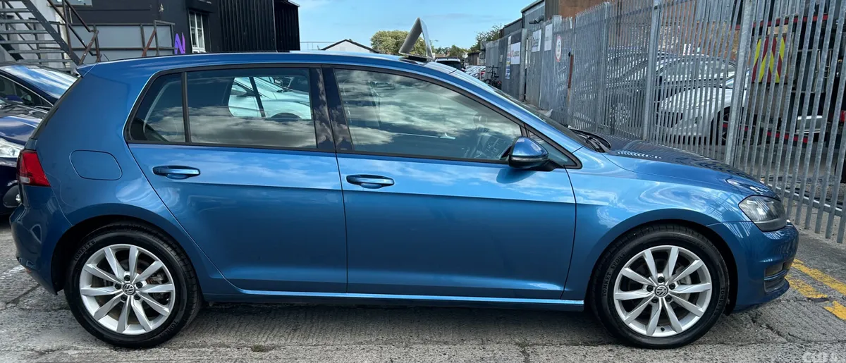 Volkswagen Golf Hatchback, Petrol, 2014, Blue