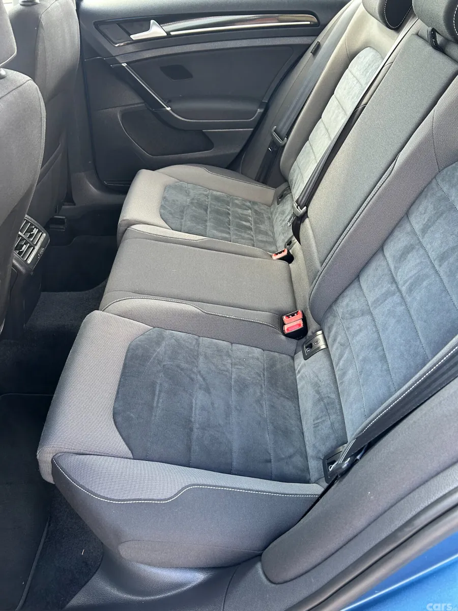 Volkswagen Golf Hatchback, Petrol, 2014, Blue