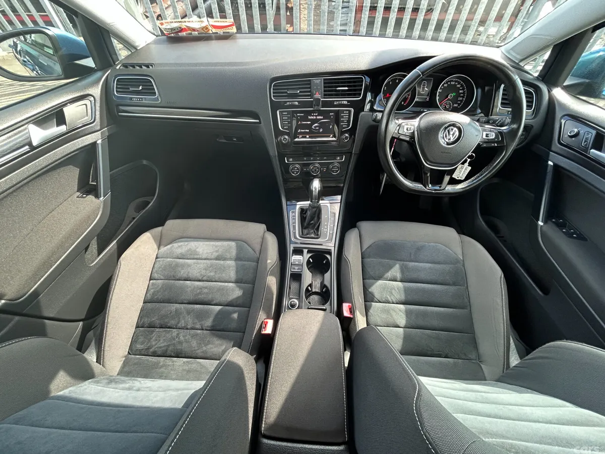 Volkswagen Golf Hatchback, Petrol, 2014, Blue