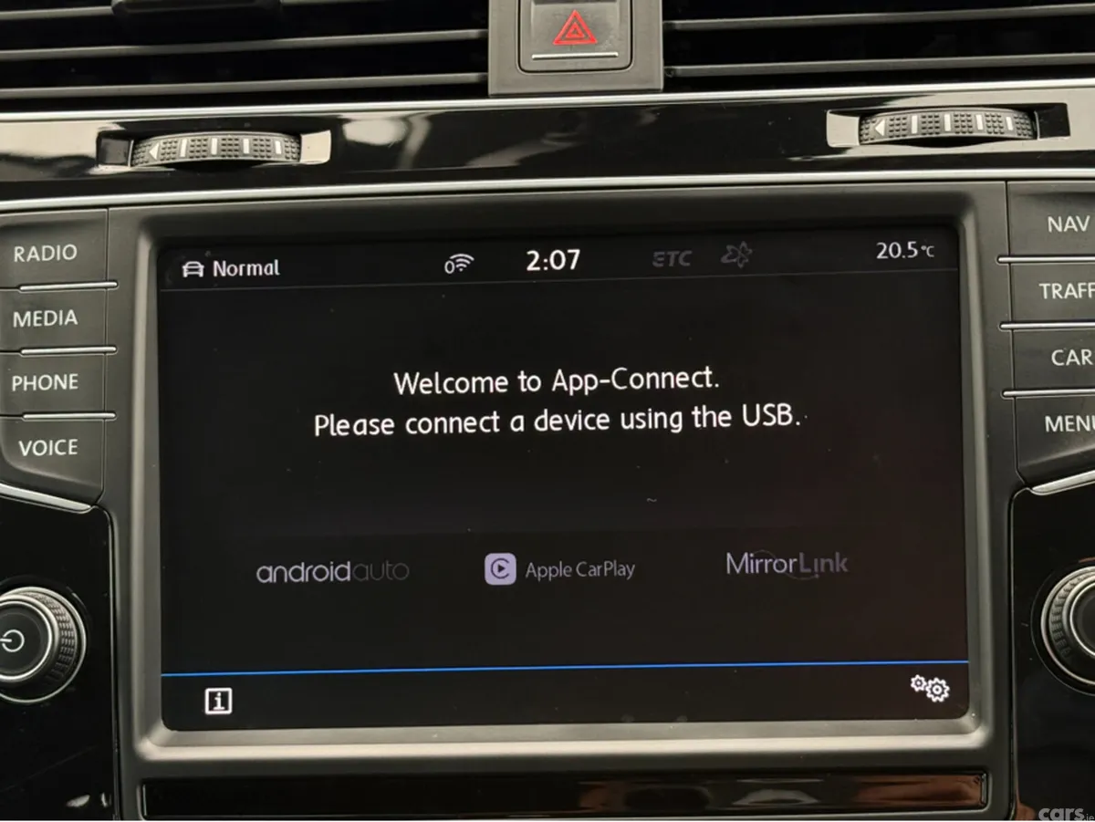 Volkswagen Golf Hatchback, Petrol, 2017, Black