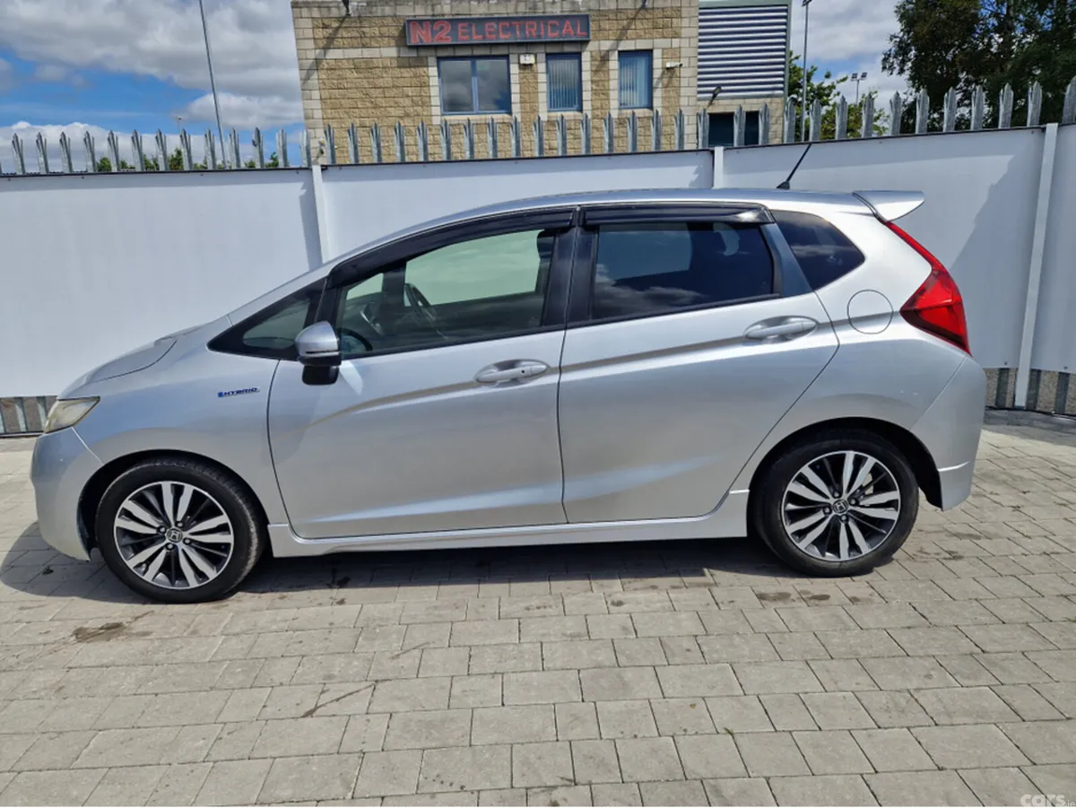 Honda Fit Hatchback, Petrol Hybrid, 2014, Silver