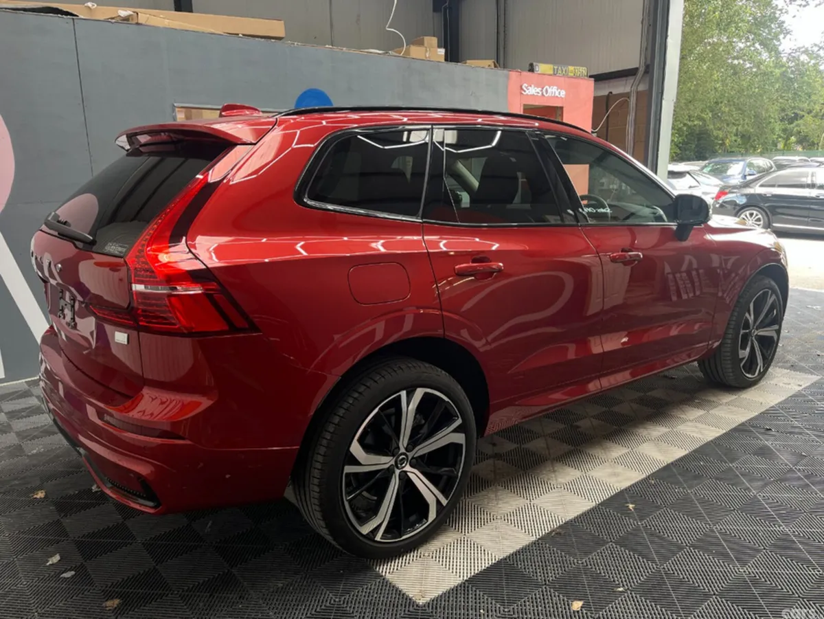 Volvo XC60 SUV, Petrol Plug-in Hybrid, 2024, Red