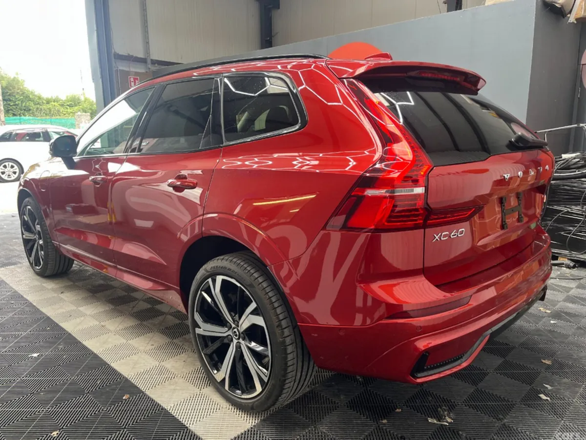 Volvo XC60 SUV, Petrol Plug-in Hybrid, 2024, Red