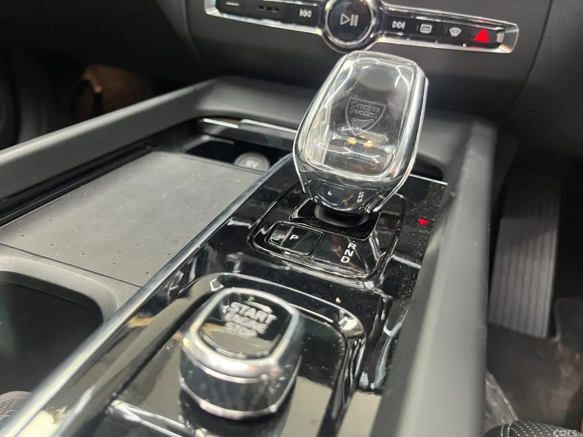 Volvo XC60 SUV, Petrol Plug-in Hybrid, 2024, Red