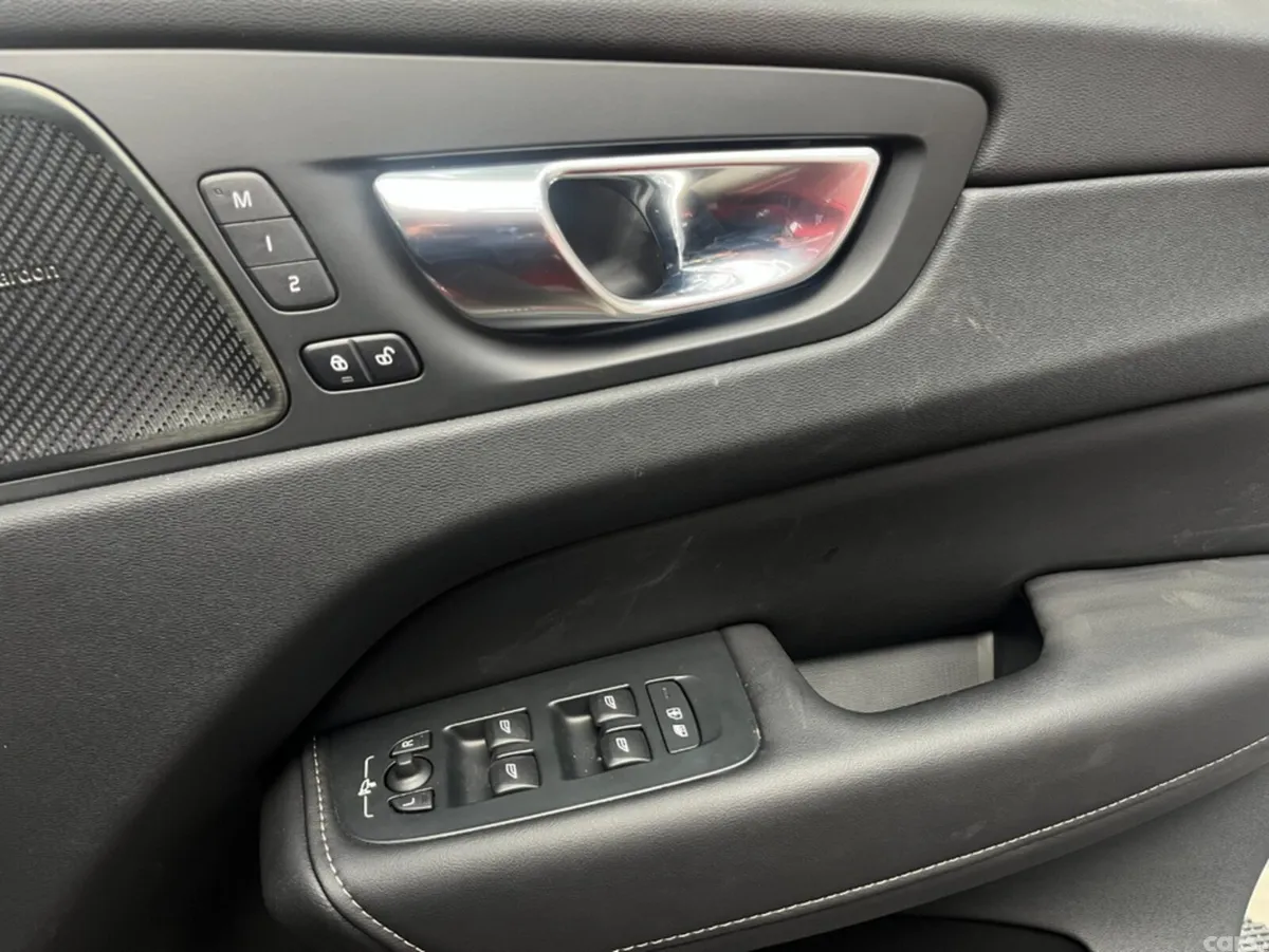 Volvo XC60 SUV, Petrol Plug-in Hybrid, 2024, Red