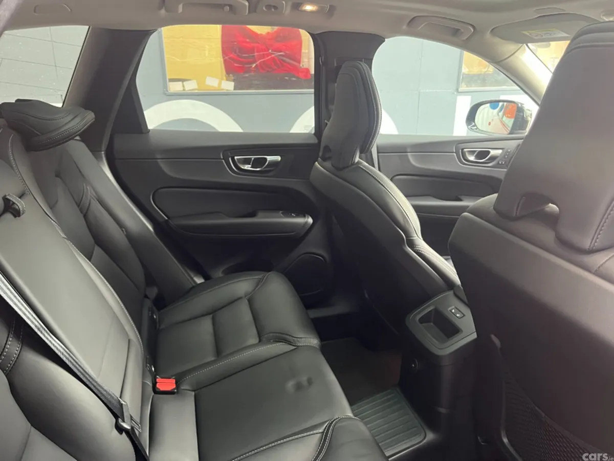 Volvo XC60 SUV, Petrol Plug-in Hybrid, 2024, Red