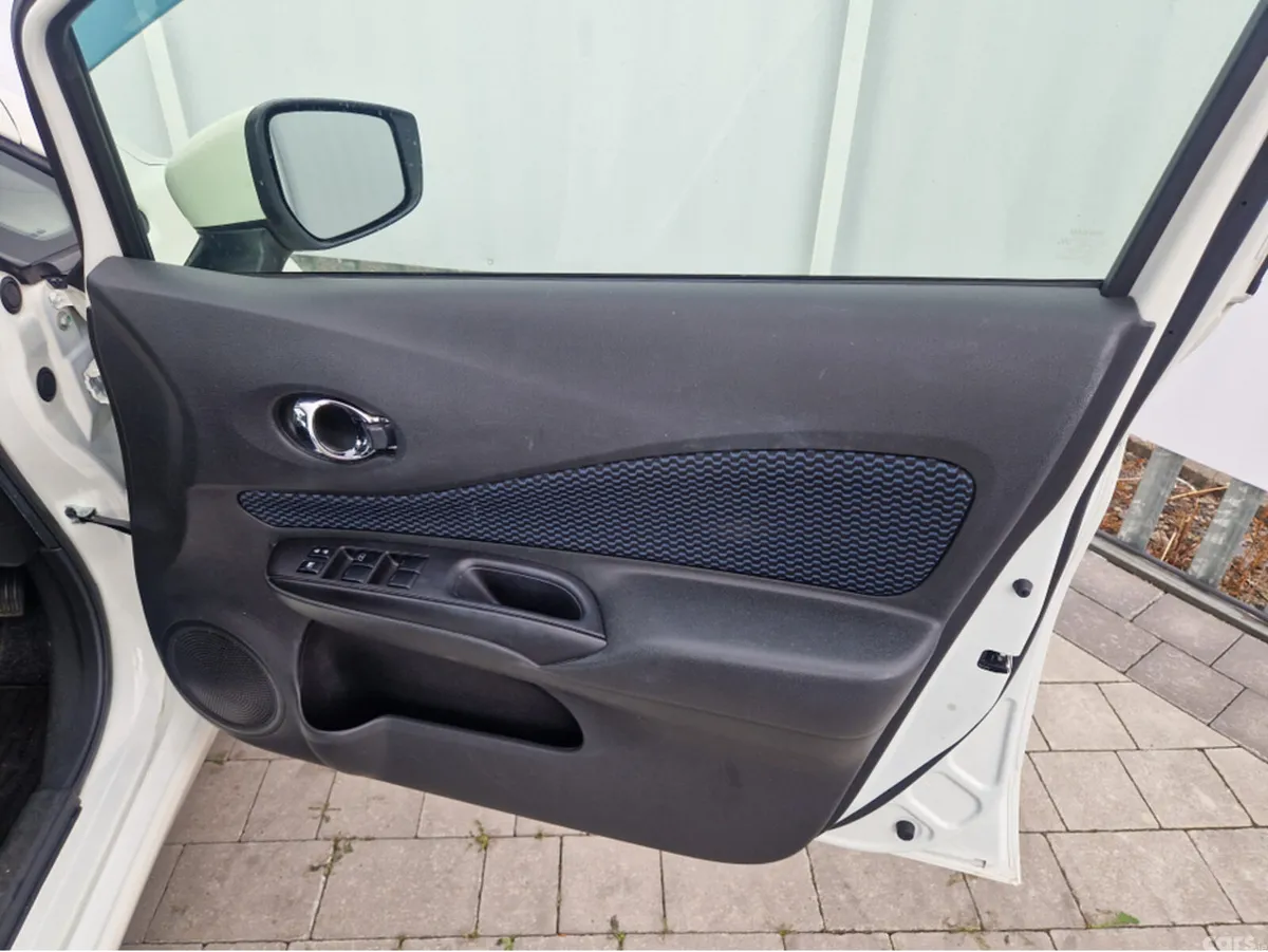 Nissan Note Hatchback, Petrol, 2016, White
