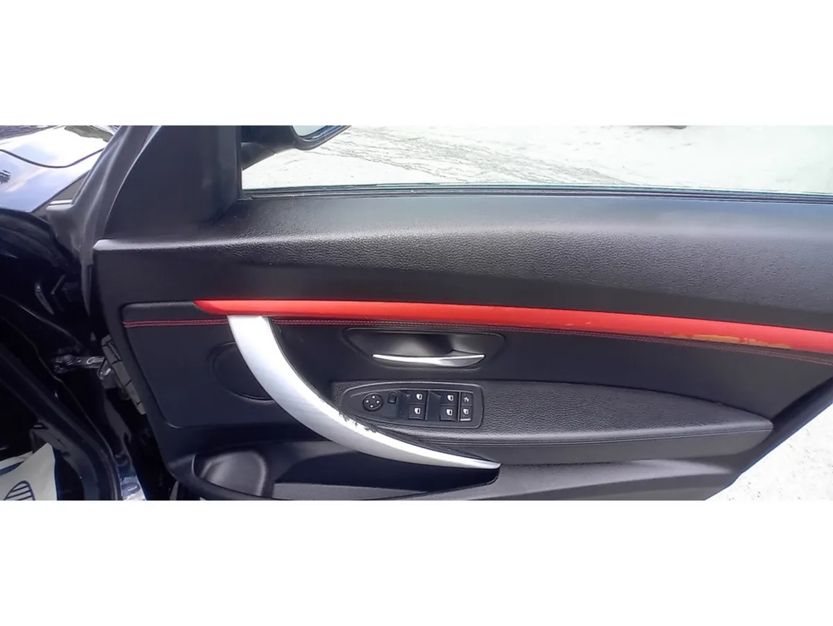 BMW 3-Series Saloon, Diesel, 2013, Black