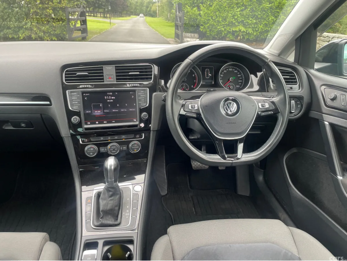 Volkswagen Golf Hatchback, Petrol, 2016, Black