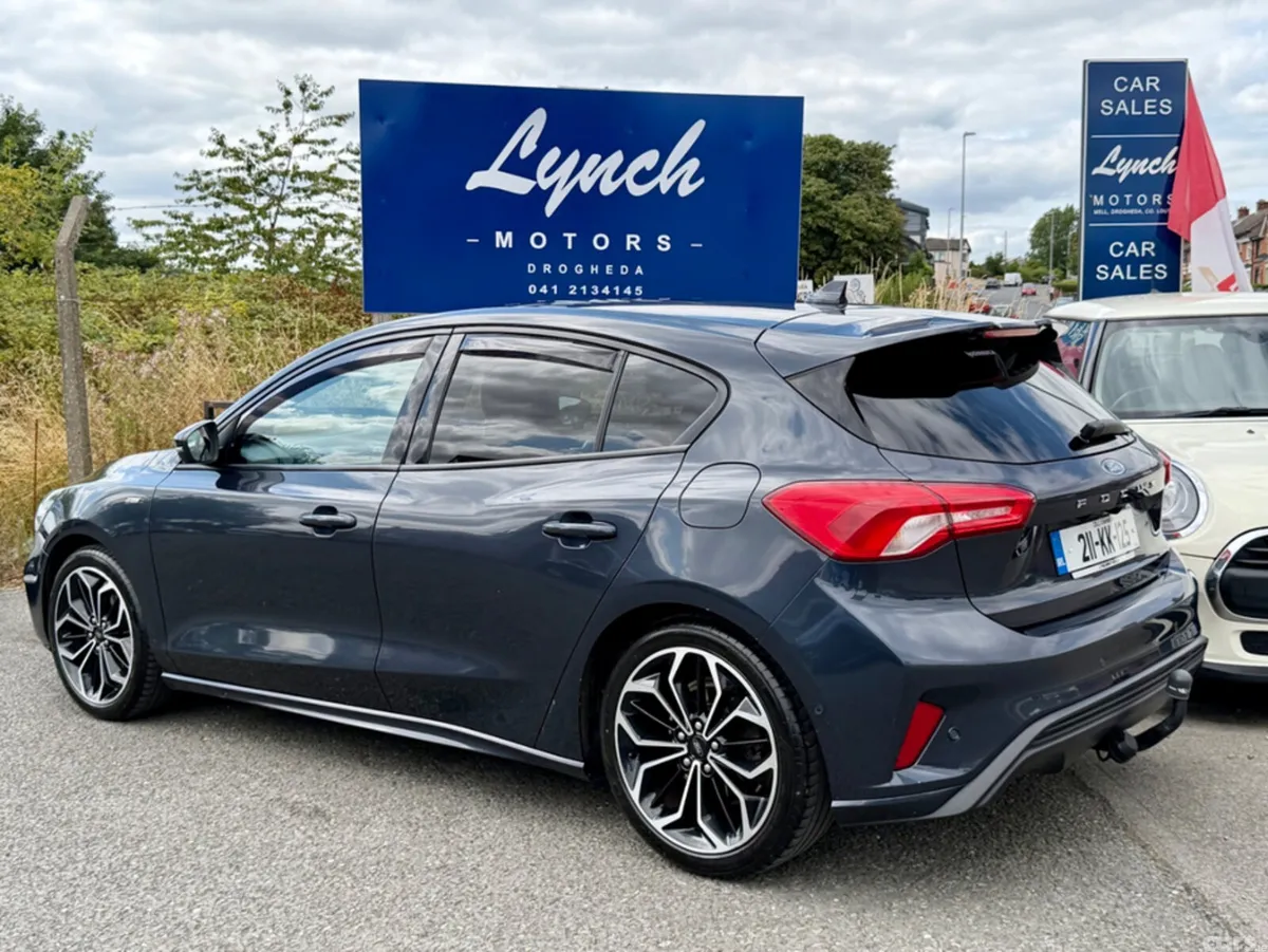 Ford Focus Hatchback, Diesel, 2021, Blue