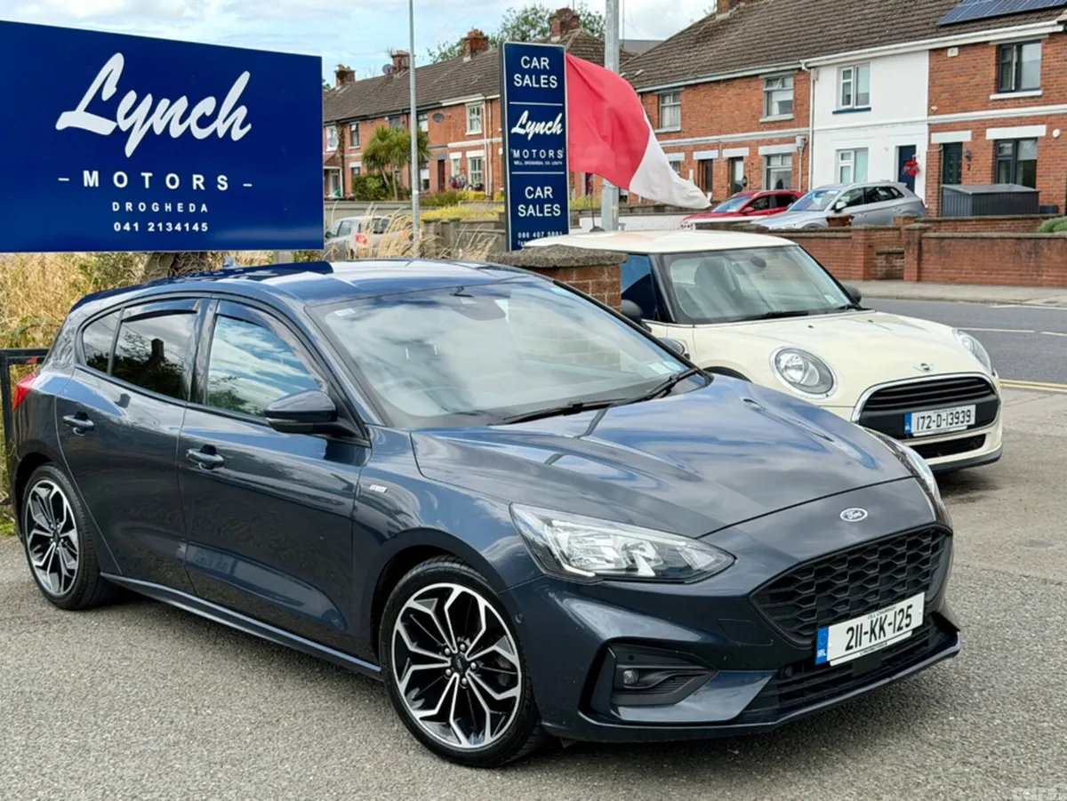 Ford Focus Hatchback, Diesel, 2021, Blue