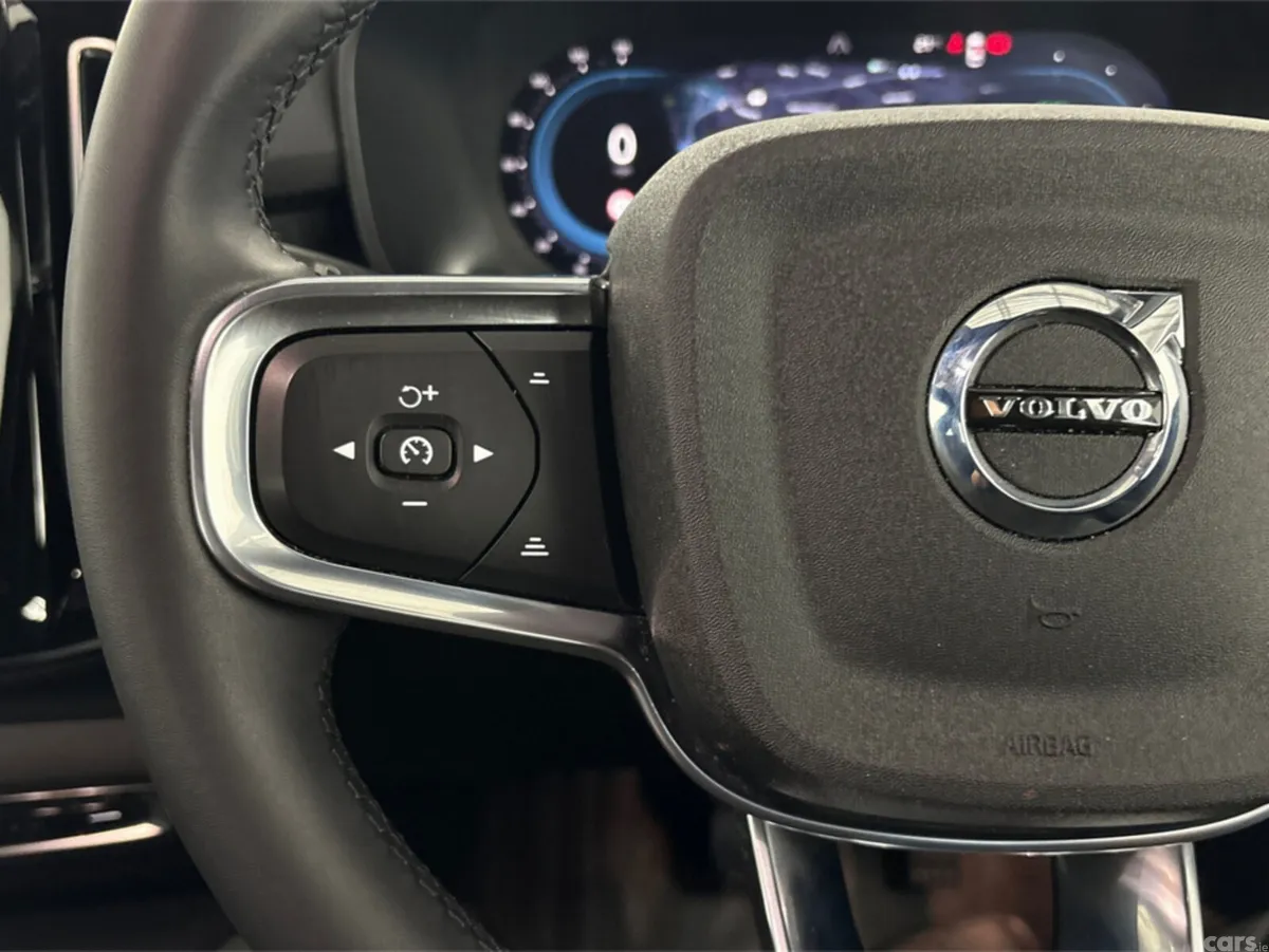 Volvo XC40 Estate, Electric, 2023, Blue