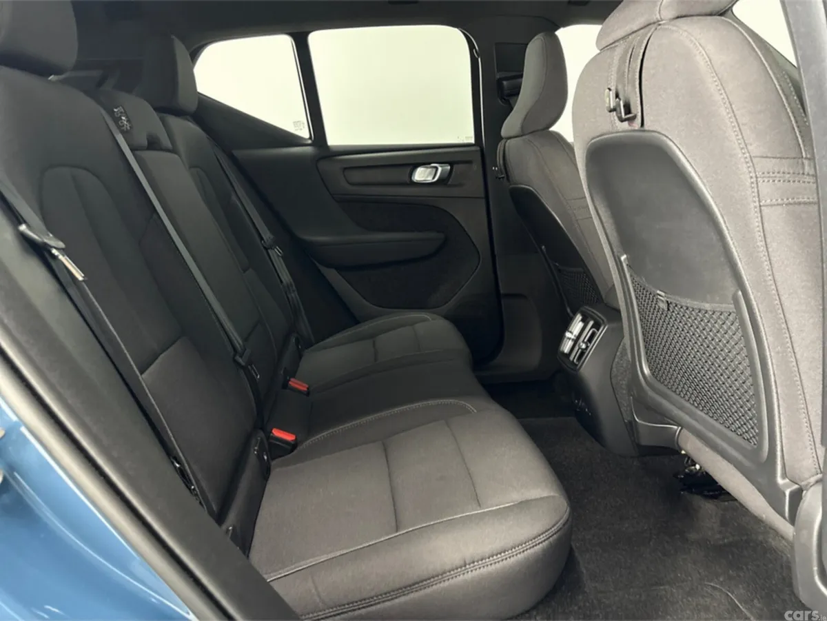 Volvo XC40 Estate, Electric, 2023, Blue