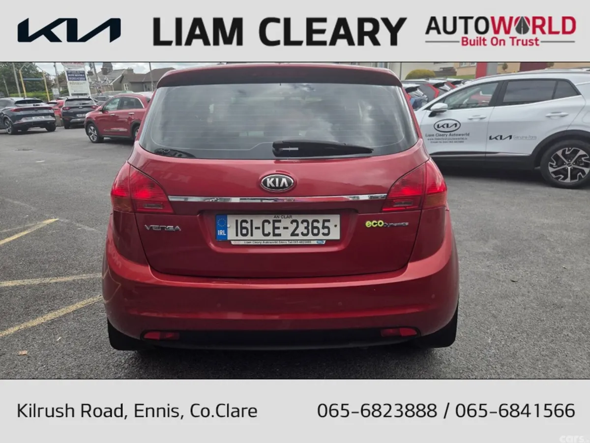 Kia Venga MPV, Diesel, 2016, Red