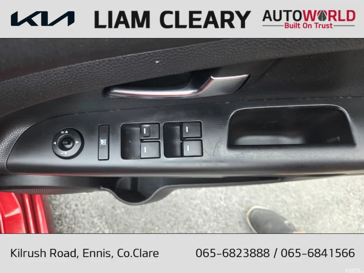Kia Venga MPV, Diesel, 2016, Red