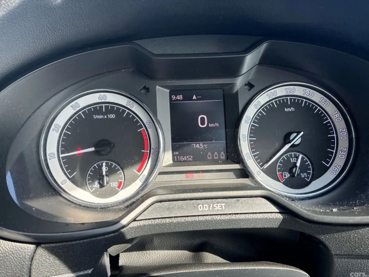 Skoda Octavia Hatchback, Petrol, 2020, Blue