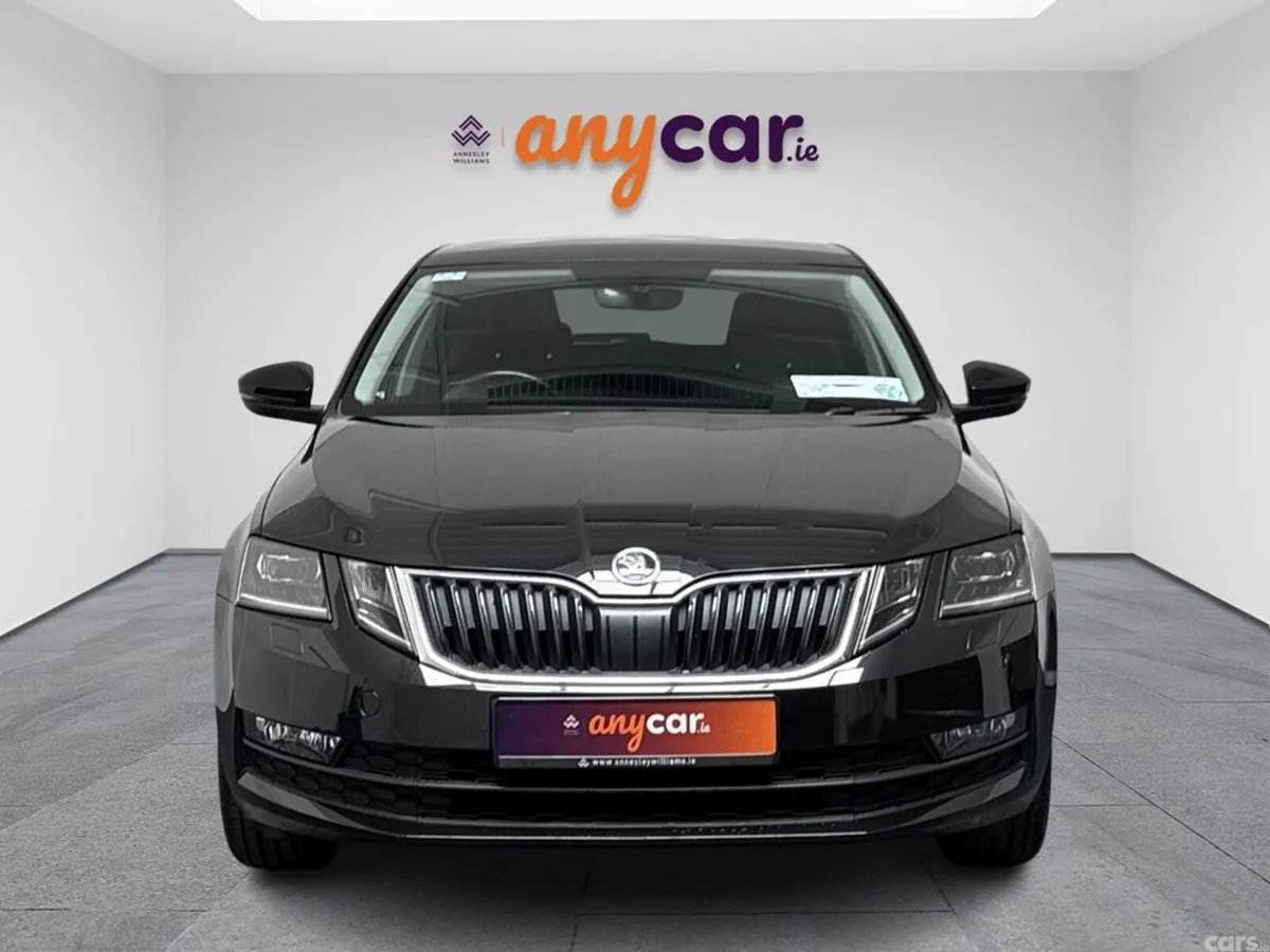 Skoda Octavia Saloon, Petrol, 2020, Black