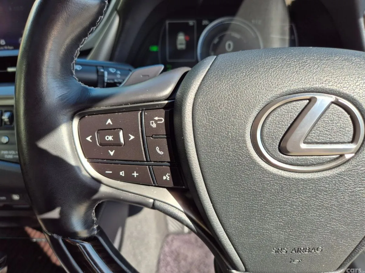 Lexus ES Saloon, Petrol Hybrid, 2021, Black