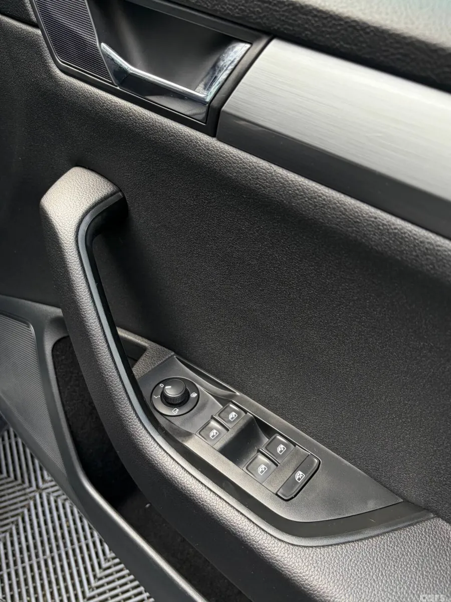 Skoda Superb Saloon, Diesel, 2017, Black