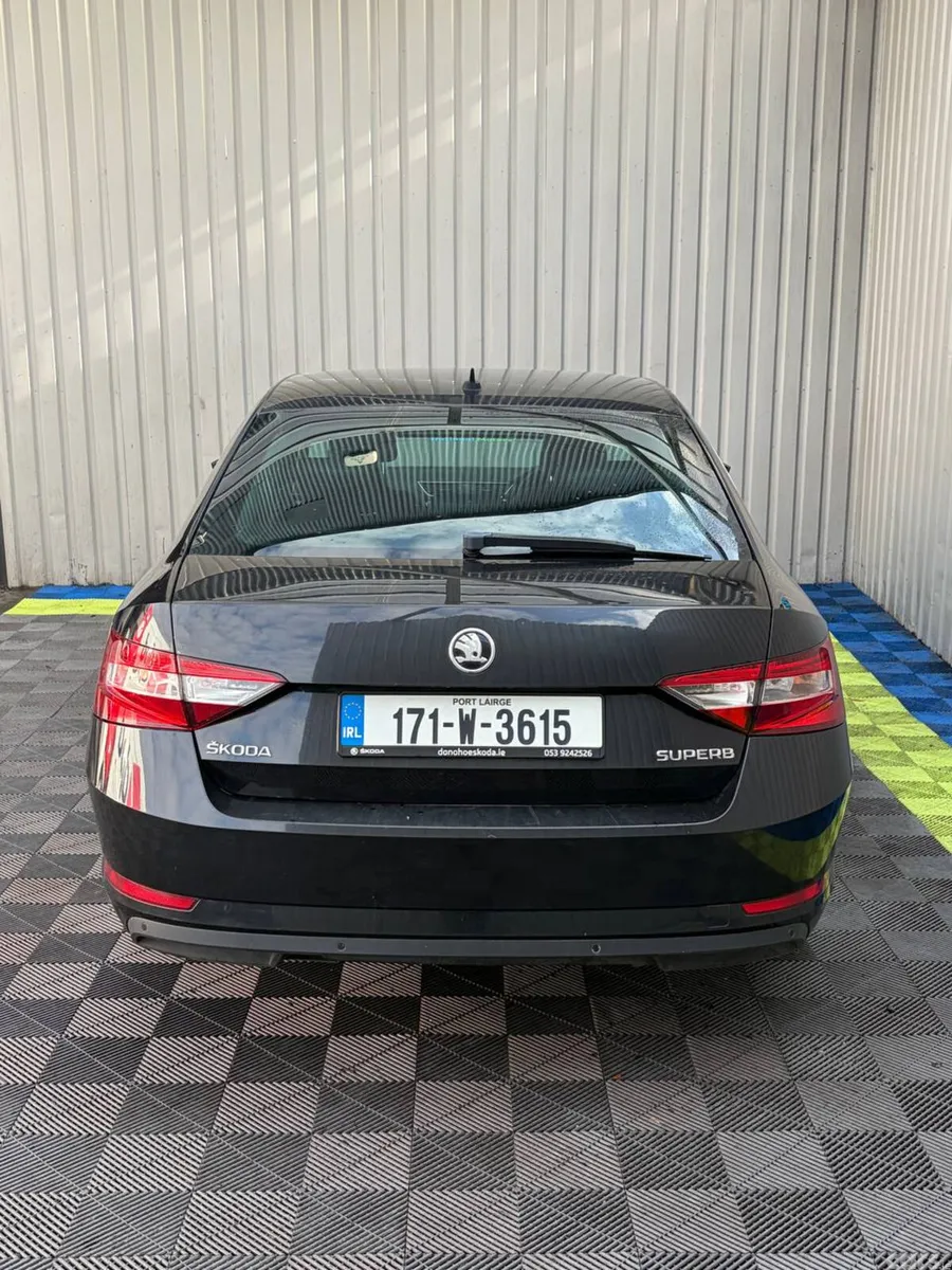 Skoda Superb Saloon, Diesel, 2017, Black