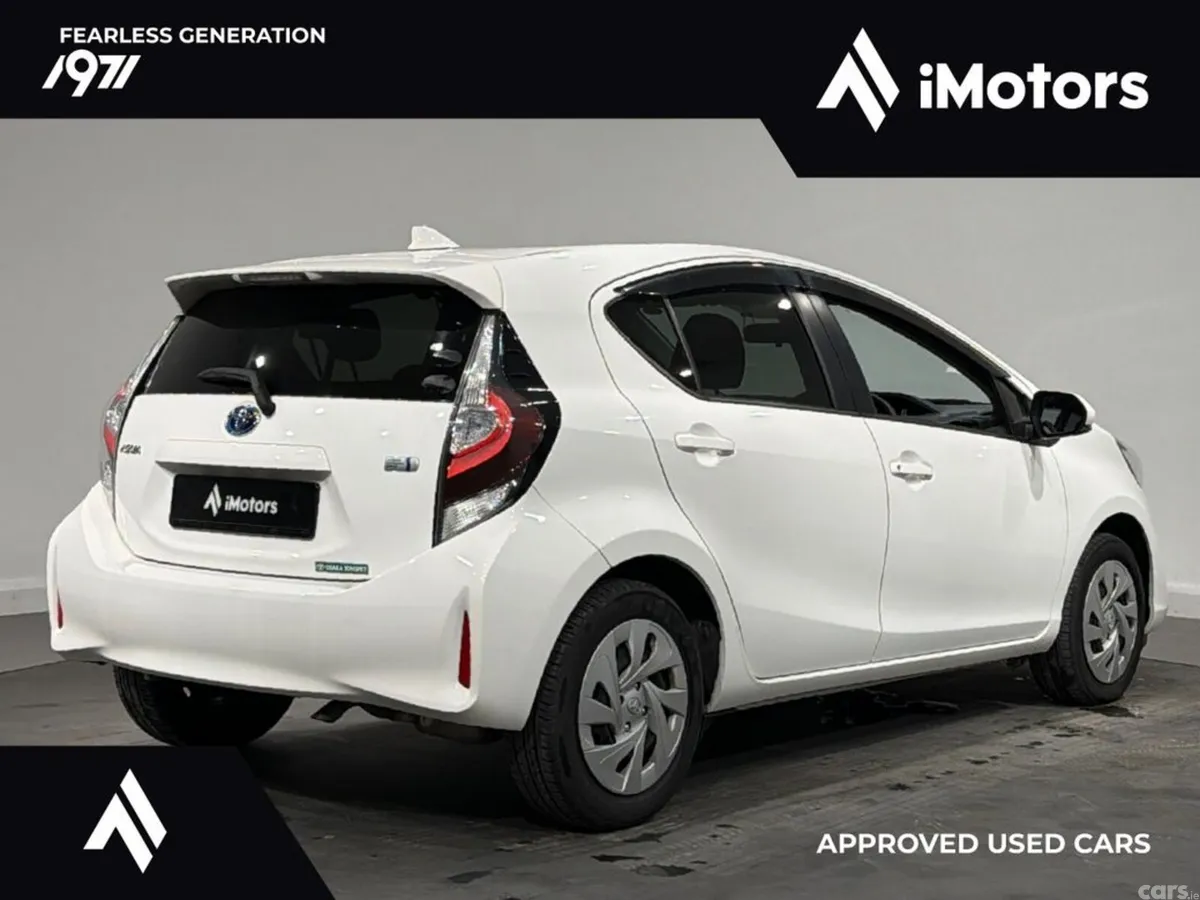 Toyota Aqua Hatchback, Petrol Hybrid, 2021, White
