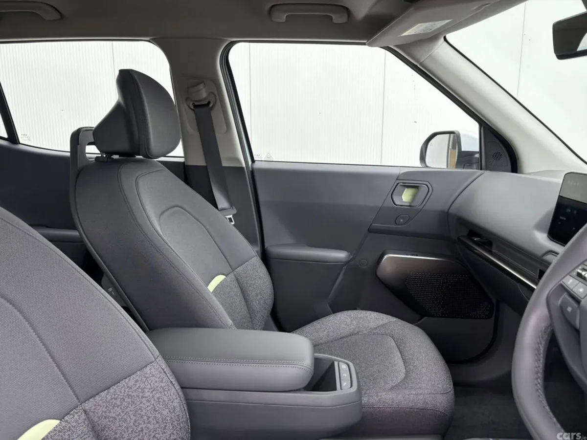 Kia EV2 Hatchback, Electric, 2027, White