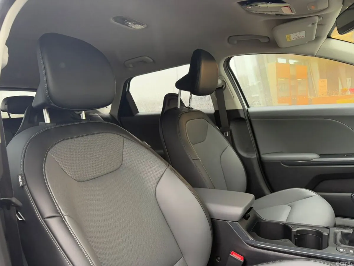 Kia K4 Hatchback, Petrol, 2026, White