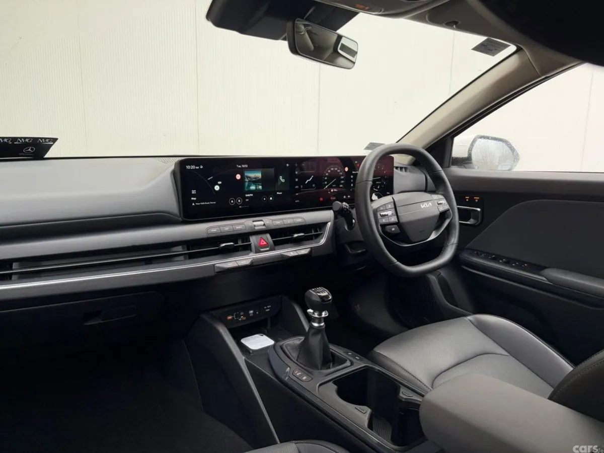 Kia K4 Hatchback, Petrol, 2026, White