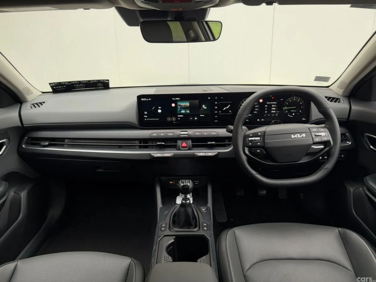 Kia K4 Hatchback, Petrol, 2026, White