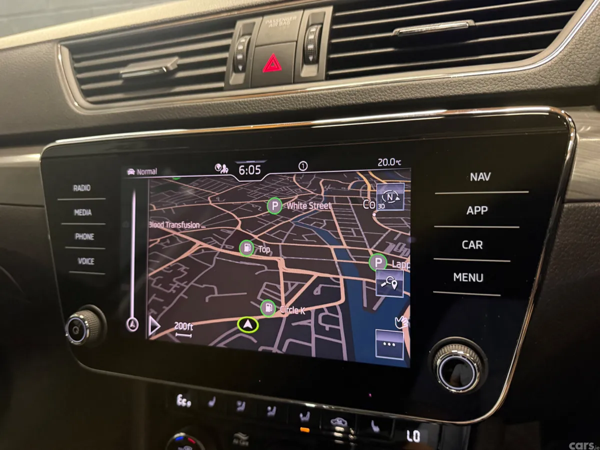 Skoda Superb Estate, Petrol Plug-in Hybrid, 2023, Grey