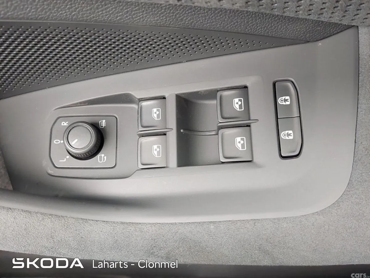 Skoda Superb Saloon, Diesel, 2026, Red