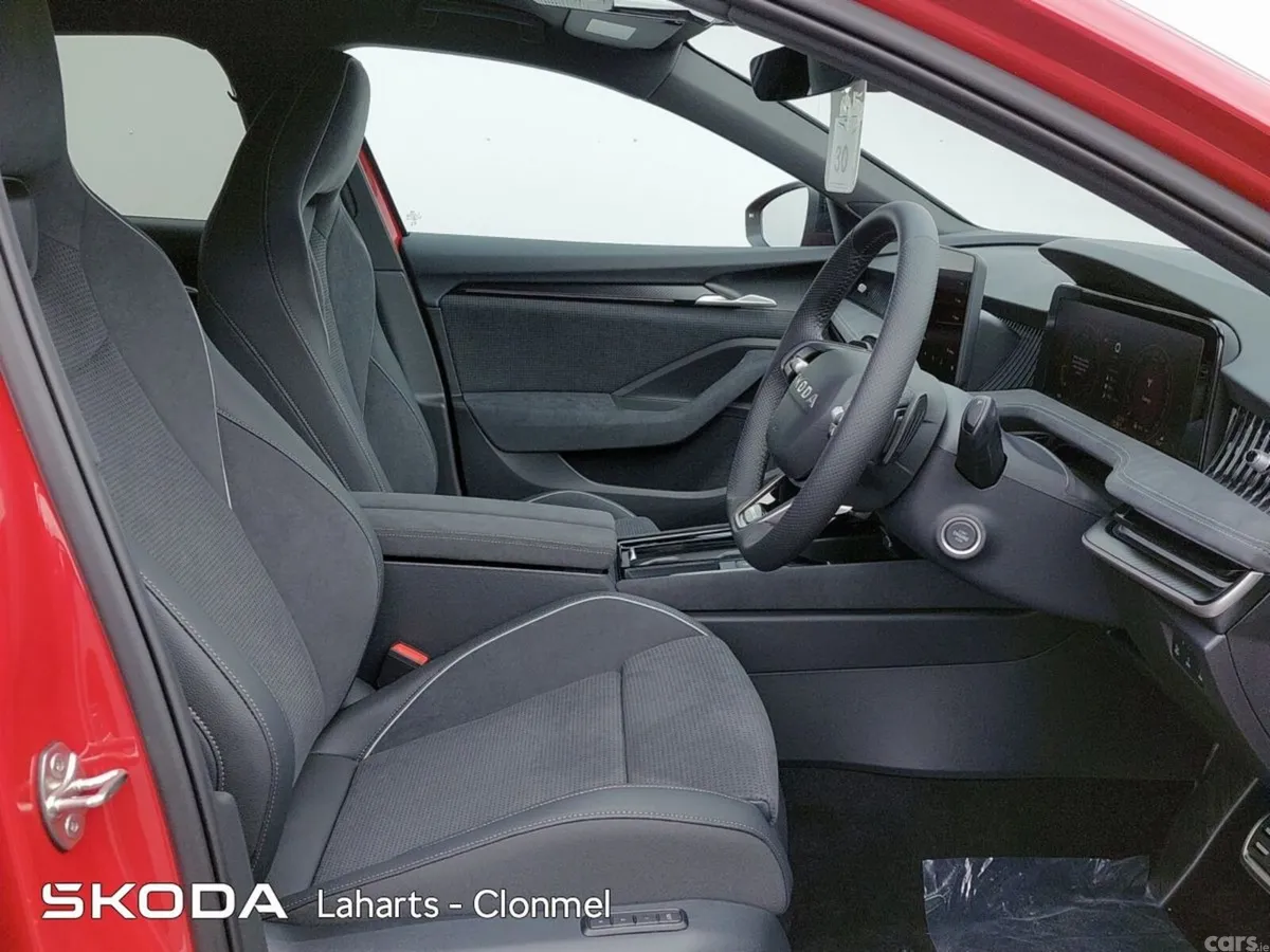 Skoda Superb Saloon, Diesel, 2026, Red