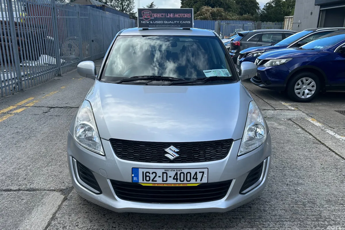 Suzuki Swift Hatchback, Petrol, 2016, Silver