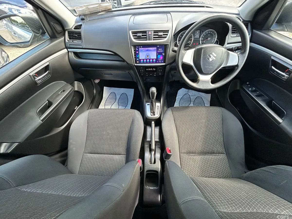 Suzuki Swift Hatchback, Petrol, 2016, Silver