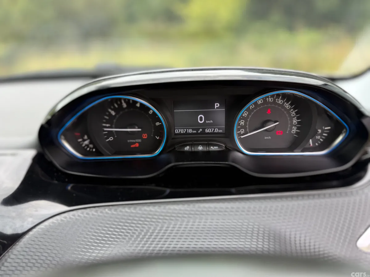 Peugeot 2008 SUV, Petrol, 2018, White
