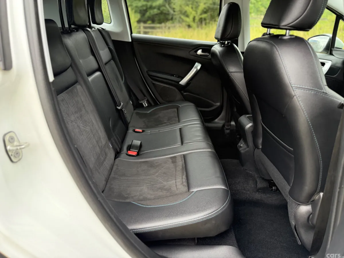 Peugeot 2008 SUV, Petrol, 2018, White