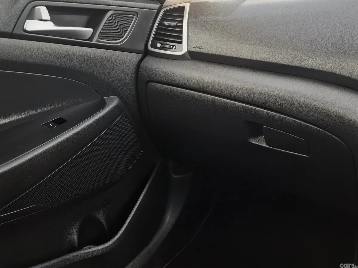 Hyundai Tucson SUV, Diesel, 2018, Blue