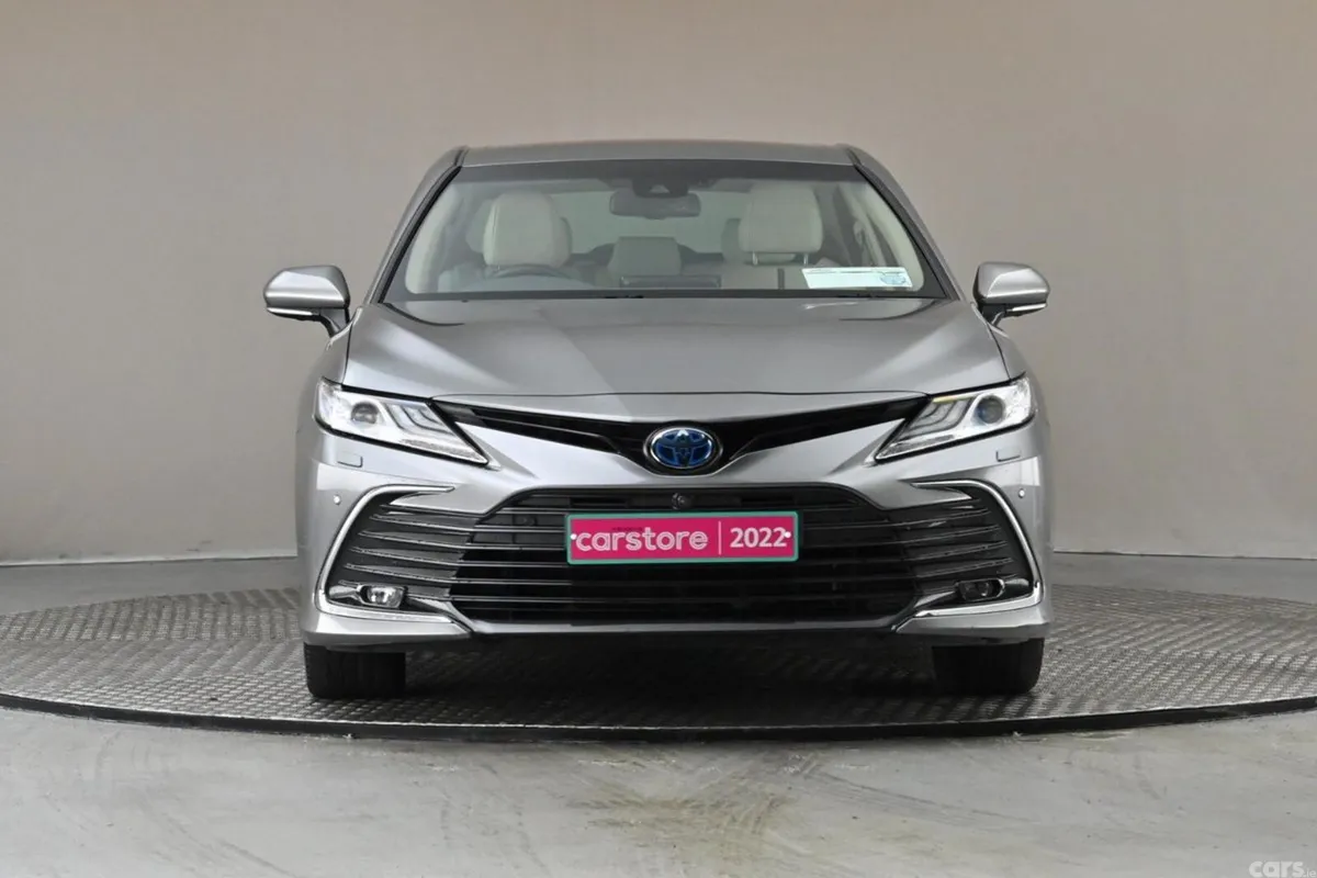 Toyota Camry Saloon, Petrol Hybrid, 2022, Grey