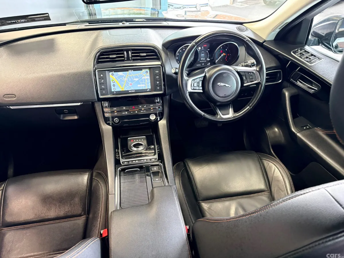 Jaguar F-Pace SUV, Diesel, 2018, Black