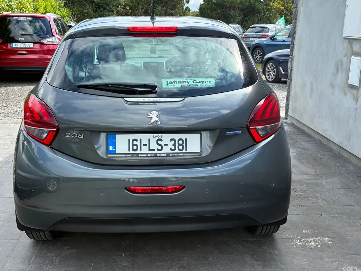 Peugeot 208 Hatchback, Diesel, 2016, Grey
