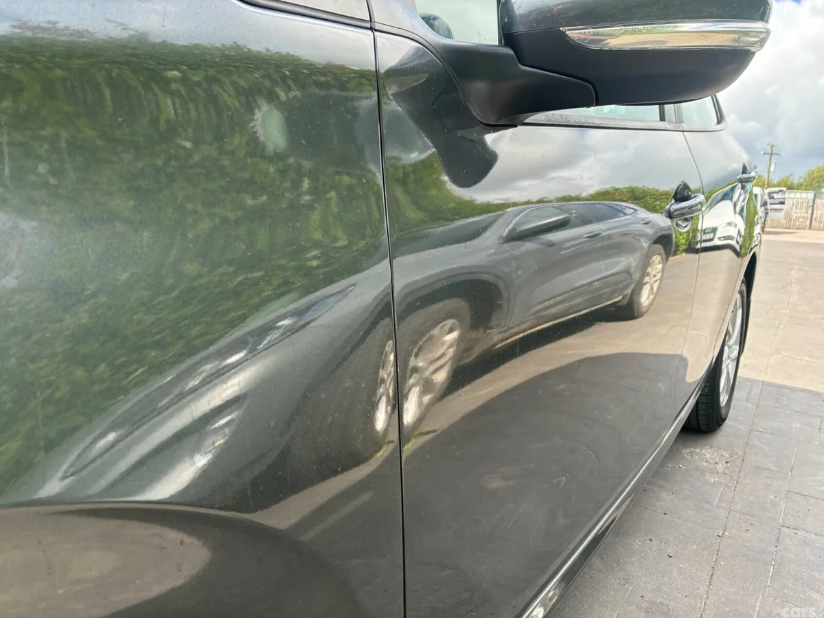 Peugeot 208 Hatchback, Diesel, 2016, Grey