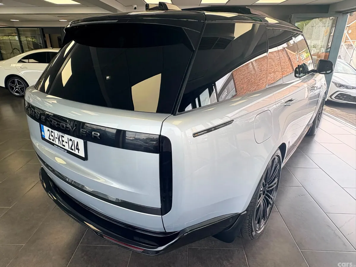 Land Rover Range Rover SUV, Petrol Plug-in Hybrid, 2025, Grey