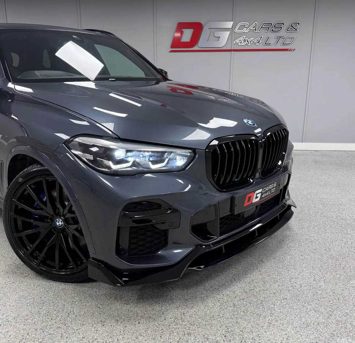 BMW X5 SUV, Petrol Hybrid, 2022, Grey