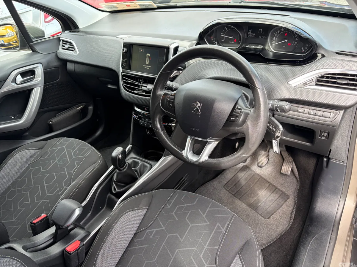 Peugeot 2008 SUV, Diesel, 2016, Grey