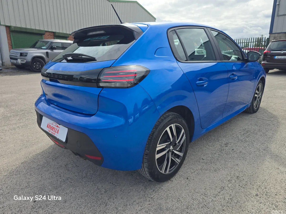 Peugeot 208 Hatchback, Petrol, 2025, Blue