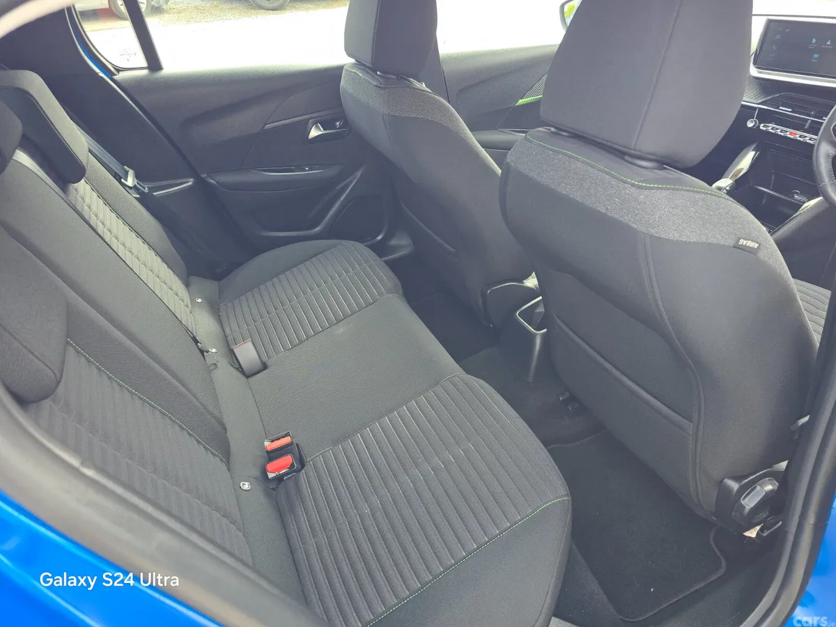 Peugeot 208 Hatchback, Petrol, 2025, Blue